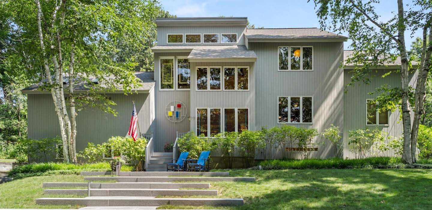 House with garden