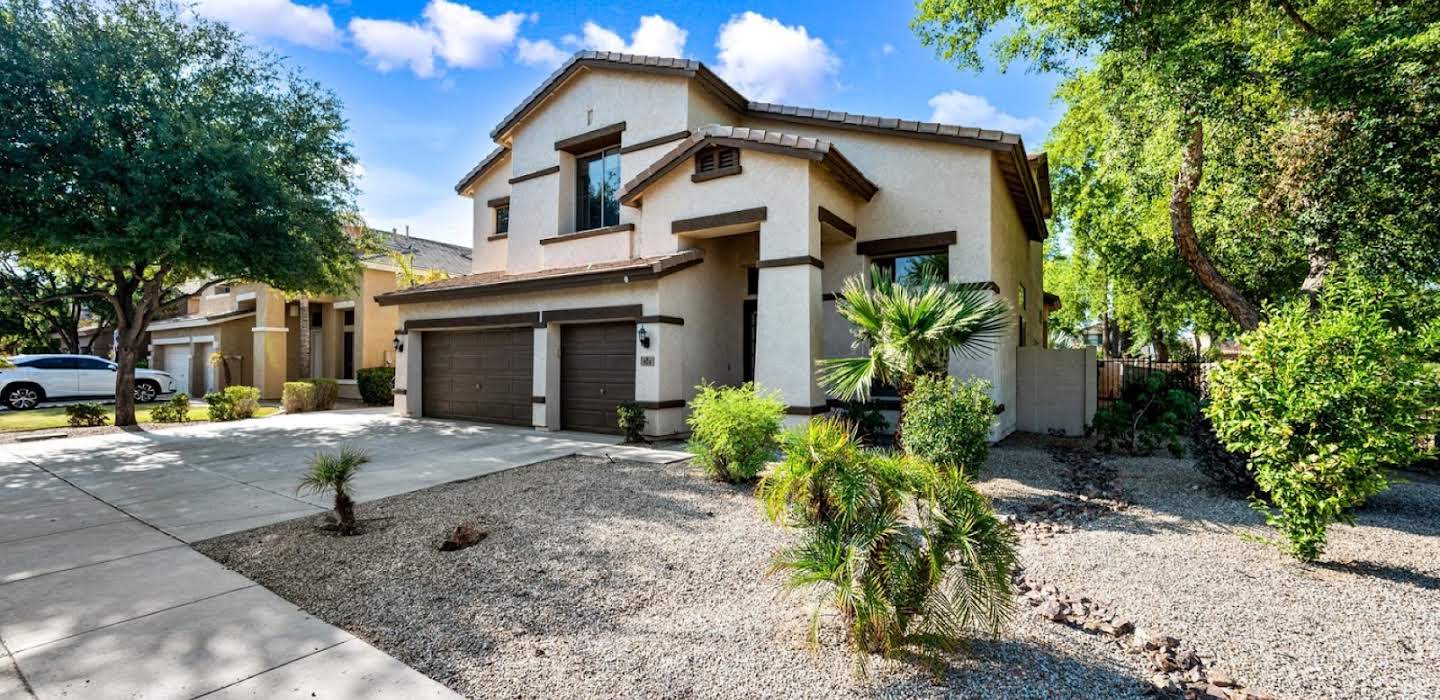 House with pool