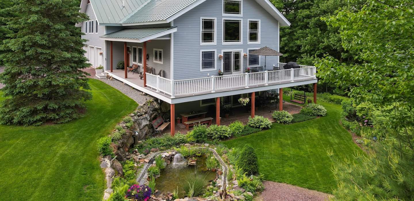 House with garden and terrace