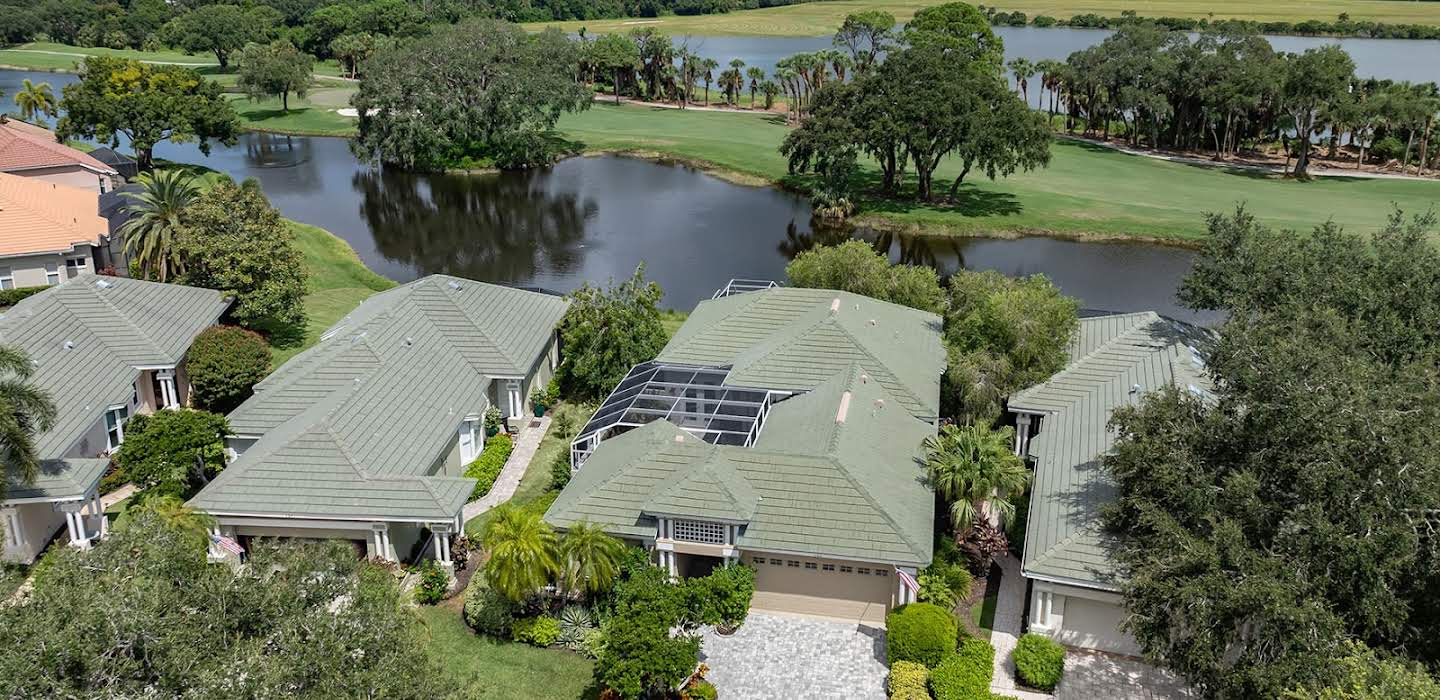 House with pool